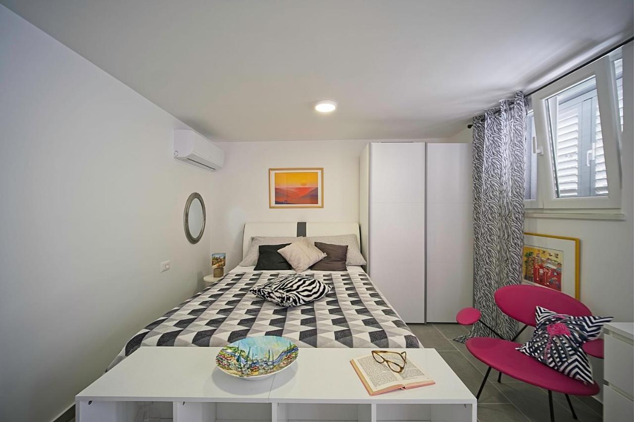 Apartments Lux Makarska Exterior foto