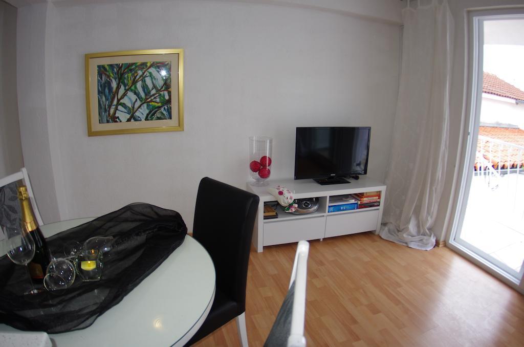 Apartments Lux Makarska Quarto foto